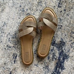 Tan Vici sandals